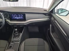 Škoda Octavia Ambition TDI in Brillant-Silber Metallic