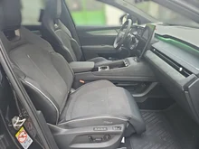 Škoda Peaq Sportline 90 in Black-Magic Perleffekt