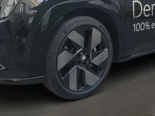 Škoda Peaq Sportline 90 in Black-Magic Perleffekt