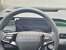 Škoda Peaq Sportline 90 in Black-Magic Perleffekt