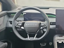 Škoda Peaq Sportline 90 in Black-Magic Perleffekt