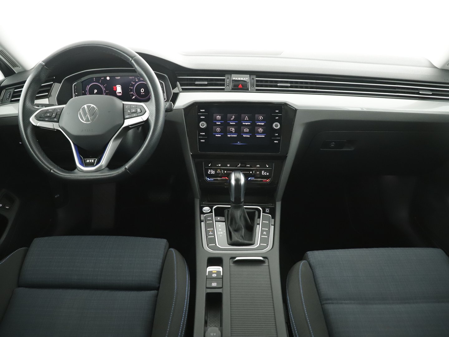 VW Passat GTE Variant | Bild 14 von 29