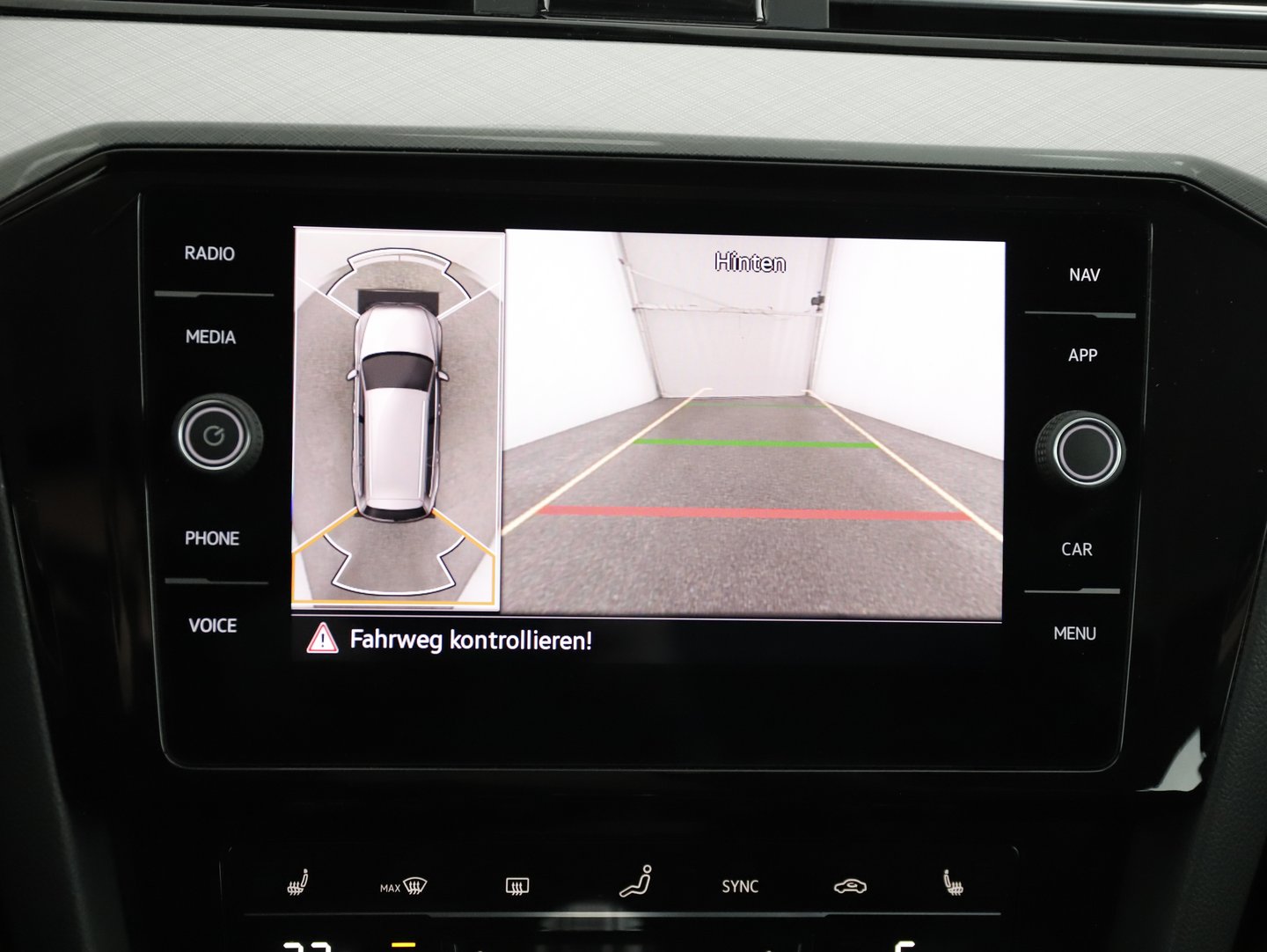 VW Passat GTE Variant | Bild 21 von 29
