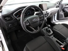 Ford Focus 1,0 EcoBoost Trend in weiss - normal