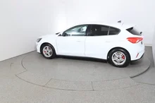 Ford Focus 1,0 EcoBoost Trend in weiss - normal