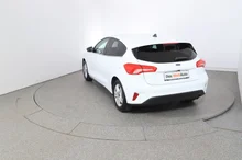 Ford Focus 1,0 EcoBoost Trend in weiss - normal