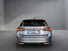 Škoda Octavia Combi Sportline TDI DSG in Graphit-Grau Metallic