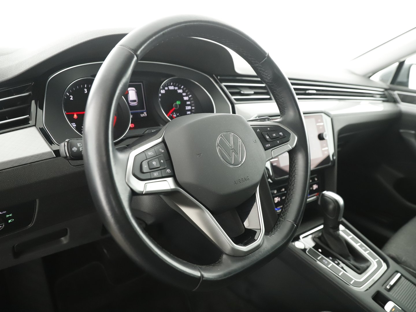 VW Passat Variant Business TDI SCR DSG | Bild 8 von 23