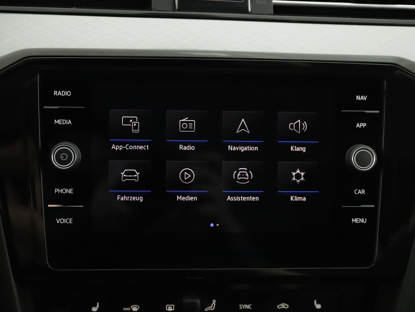 VW Passat Variant Business TDI SCR DSG | Bild 11 von 23