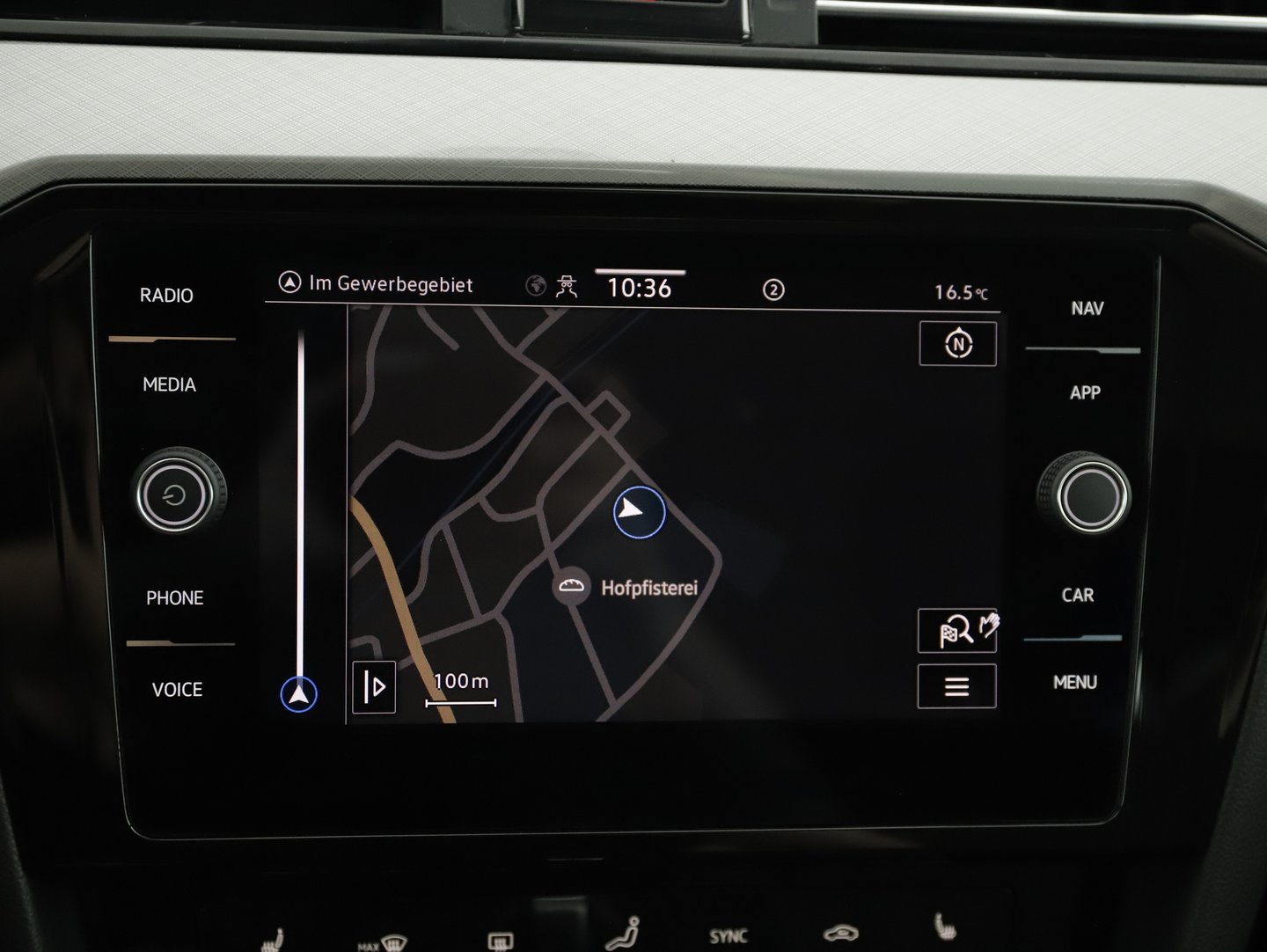 VW Passat Variant Business TDI SCR DSG | Bild 12 von 23