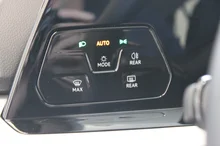 VW Golf Life TDI in DELFINGRAU METALLIC