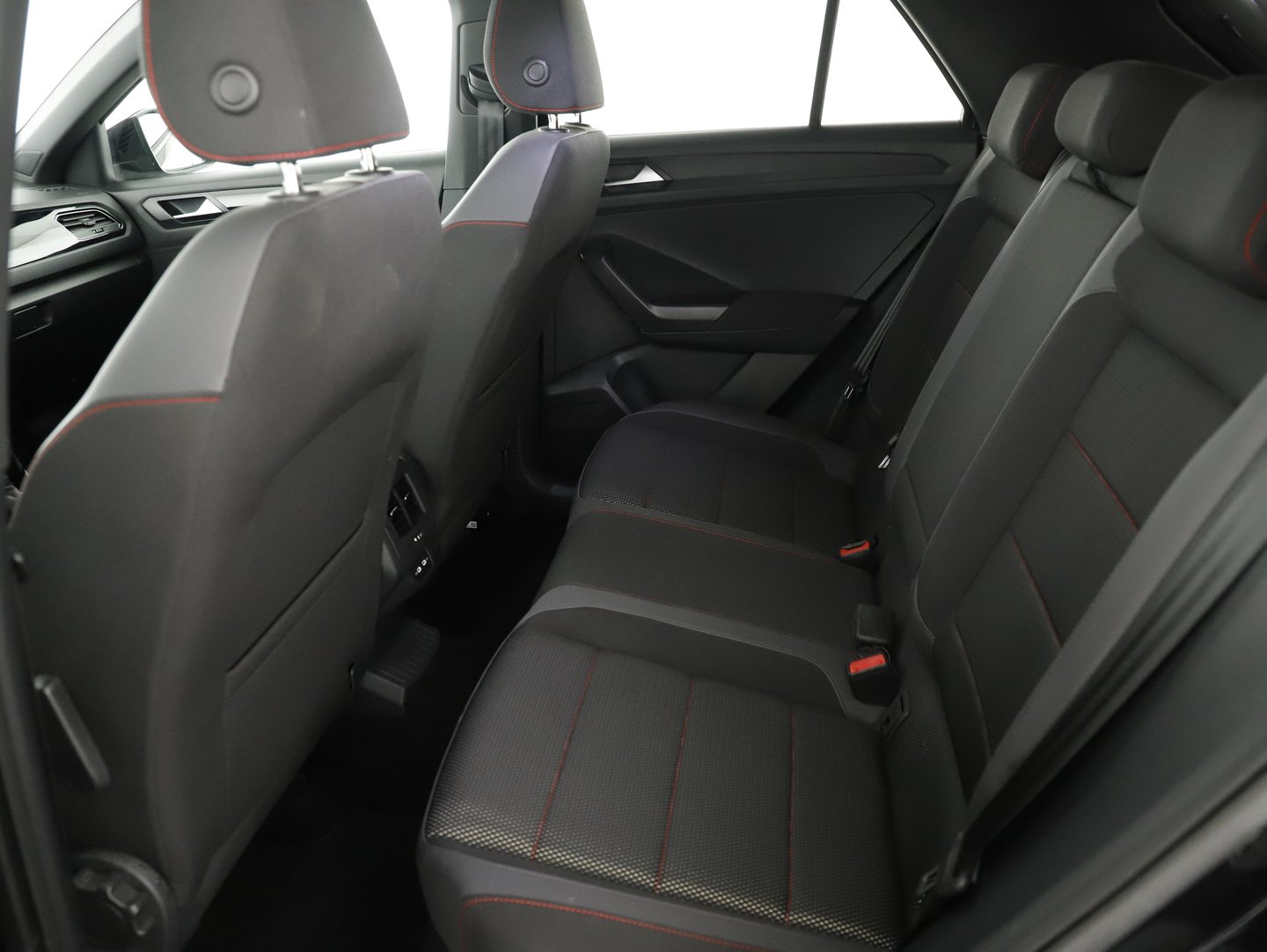 VW T-Roc Sport TSI ACT DSG | Bild 9 von 13