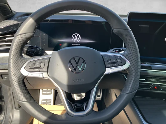 Bild eines VW Passat Variant Sport TDI 4MOTION DSG