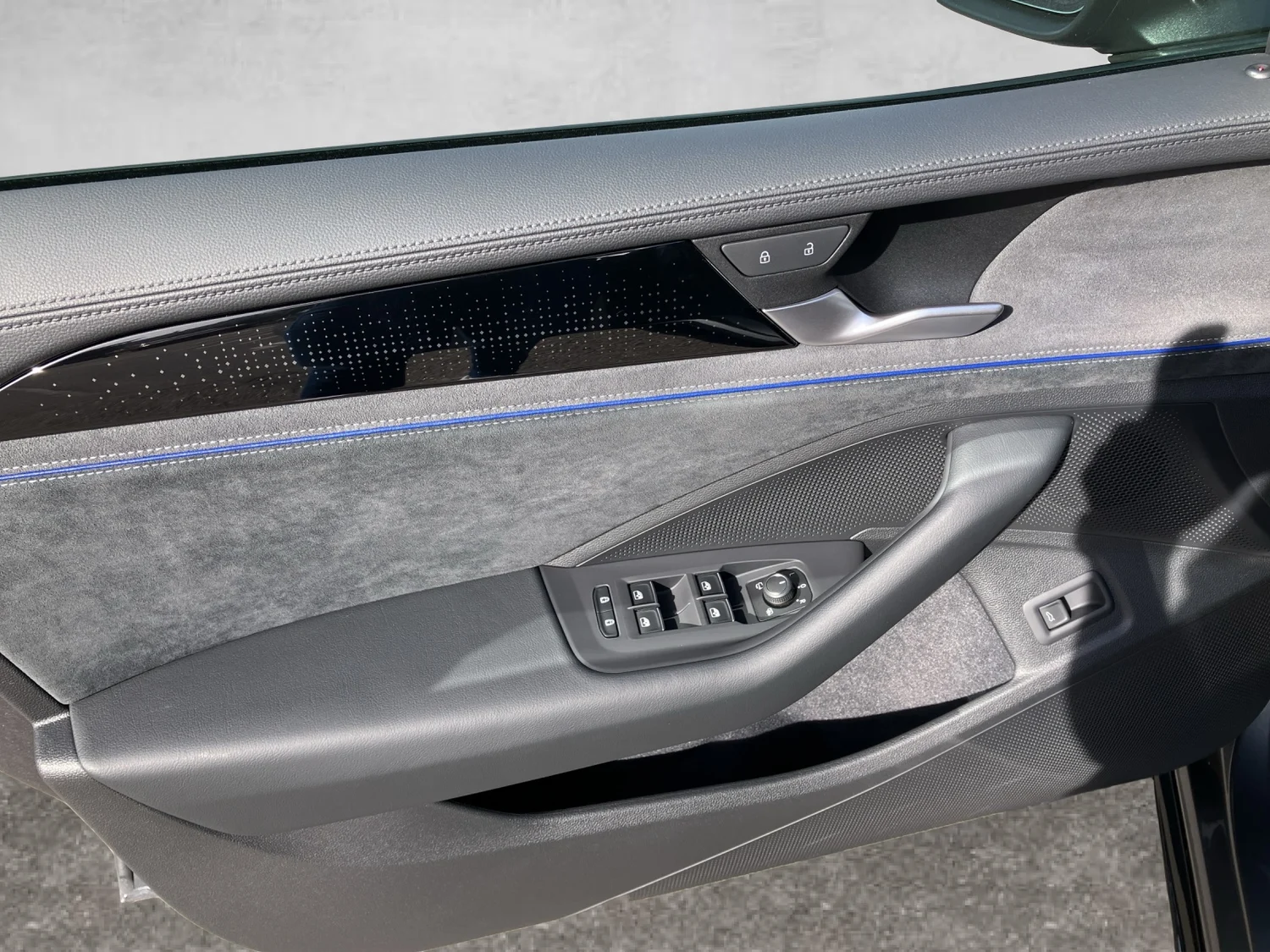 Bild eines VW Passat Variant Sport TDI 4MOTION DSG