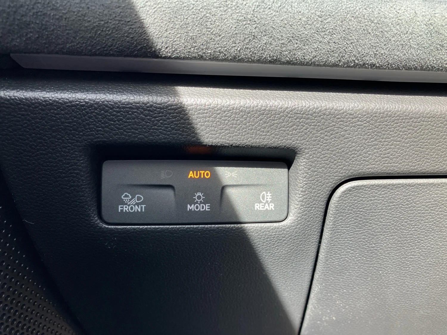 Bild eines VW Passat Variant Sport TDI 4MOTION DSG