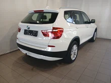 BMW X3 xDrive20d Österreich-Paket Aut. in weiss