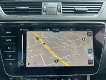 Škoda Superb Combi iV SPORTLINE DSG in Black-Magic Perleffekt