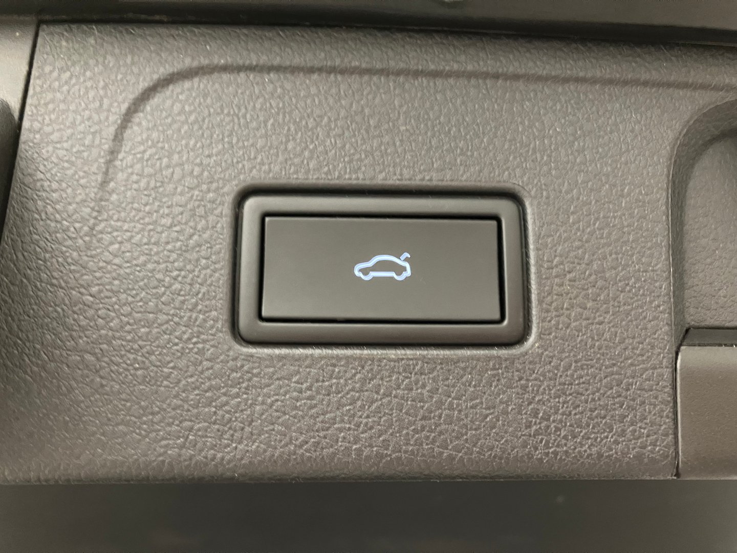 VW Passat Variant Business TDI DSG | Bild 30 von 32
