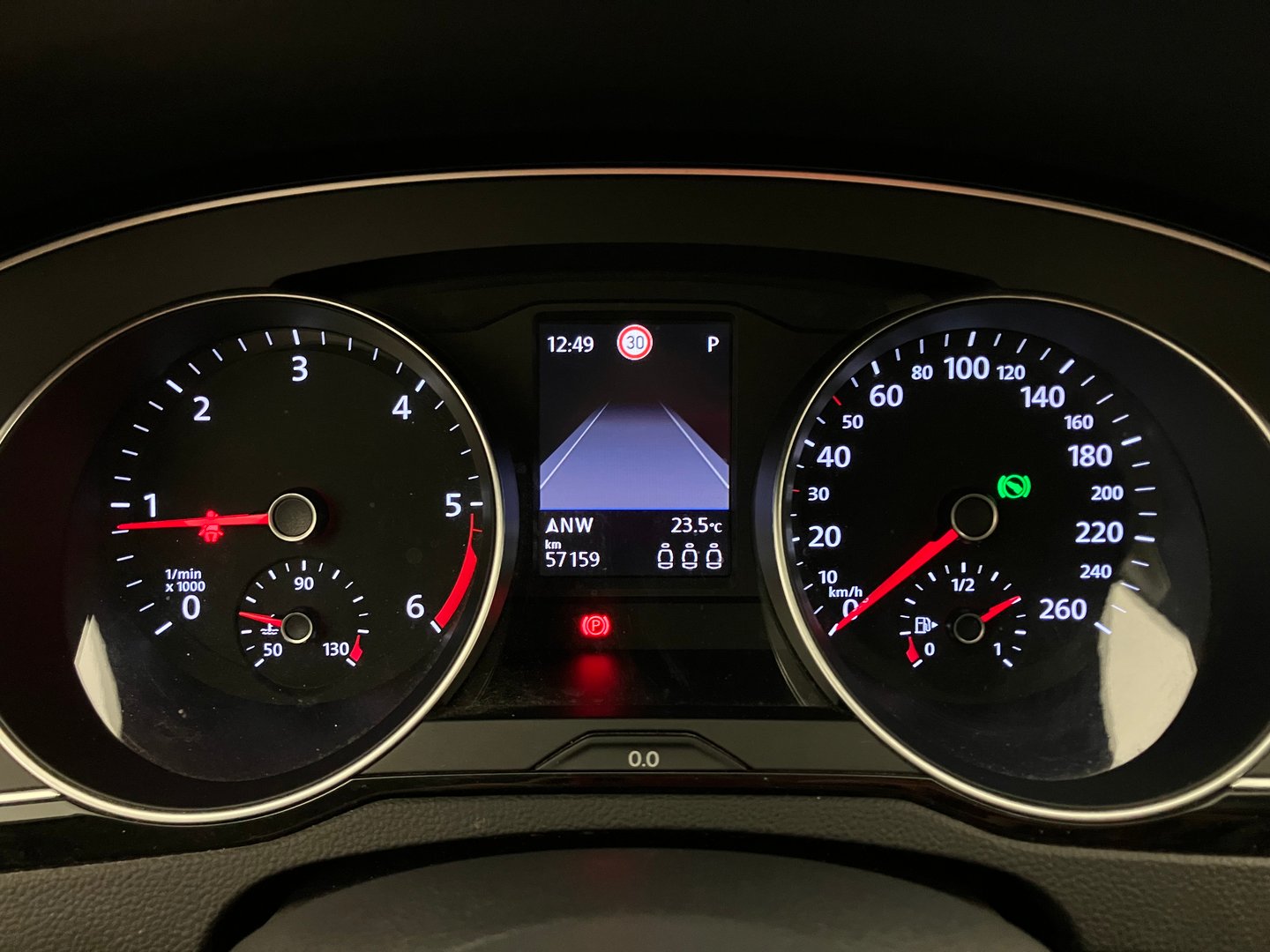 VW Passat Variant Business TDI DSG | Bild 15 von 32