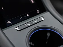 Porsche Taycan 4S in kreide