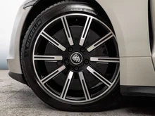 Porsche Taycan 4S in kreide