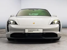 Porsche Taycan 4S in kreide