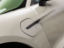 Porsche Taycan 4S in kreide