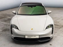 Porsche Taycan 4S in kreide