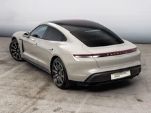 Porsche Taycan 4S in kreide
