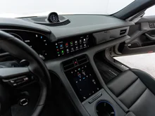 Porsche Taycan 4S in kreide
