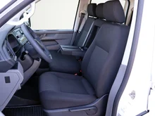 VW Transporter Doka-Pritsche TDI in B4 Candy-Weiß