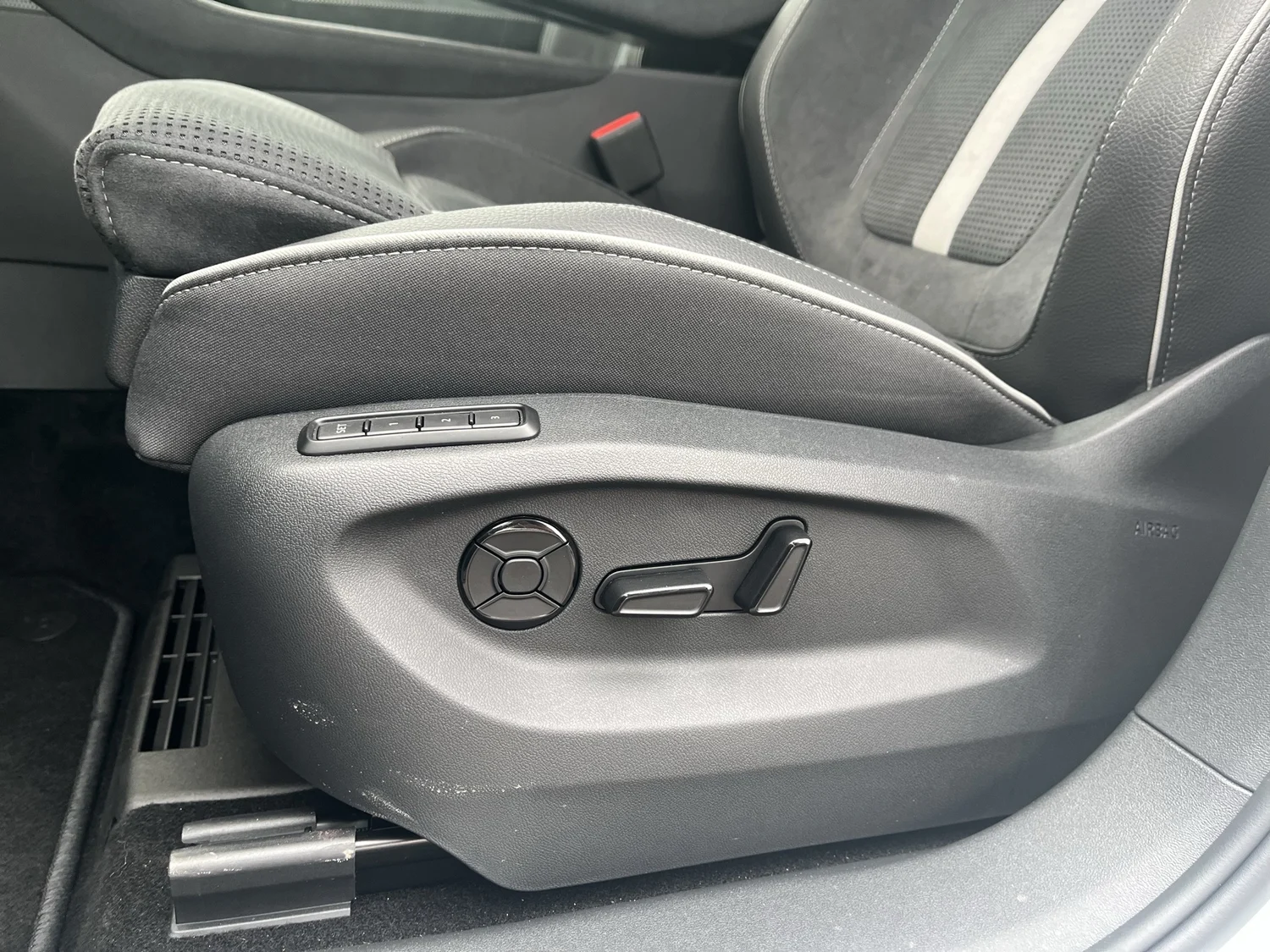 Bild eines Kodiaq Sportline TSI mHEV DSG