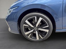 VW Golf Rabbit TSI in Anemonenblau Metallic
