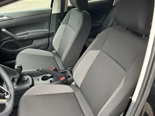 VW Taigo 4Me TSI in Deep Black Perleffekt
