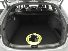 VW Passat Variant Sport eHybrid 150kW in Oyster Silver Metallic