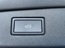 VW Tiguan R-Line eHybrid DSG 150 kW in Oyster Silver Metallic