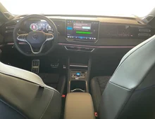 VW Tiguan R-Line eHybrid DSG 150 kW in Oyster Silver Metallic