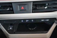 VW California Multivan California eHybrid 180 kW 4M in Ascotgrau / Grenadillschwarz Metallic