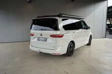 VW California Multivan California eHybrid 180 kW 4M in Ascotgrau / Grenadillschwarz Metallic