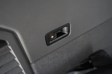 VW California Multivan California eHybrid 180 kW 4M in Ascotgrau / Grenadillschwarz Metallic