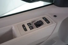 VW California Multivan California eHybrid 180 kW 4M in Ascotgrau / Grenadillschwarz Metallic