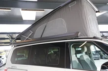 VW California Multivan California eHybrid 180 kW 4M in Ascotgrau / Grenadillschwarz Metallic
