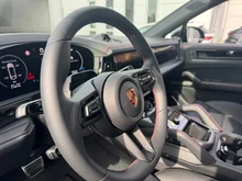 Porsche Cayenne S E-Hybrid Coupé Black Edition in chromitschwarzmetallic