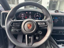 Porsche Cayenne S E-Hybrid Coupé Black Edition in chromitschwarzmetallic