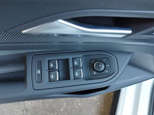 Bild eines VW Golf Sport mHEV TSI DSG