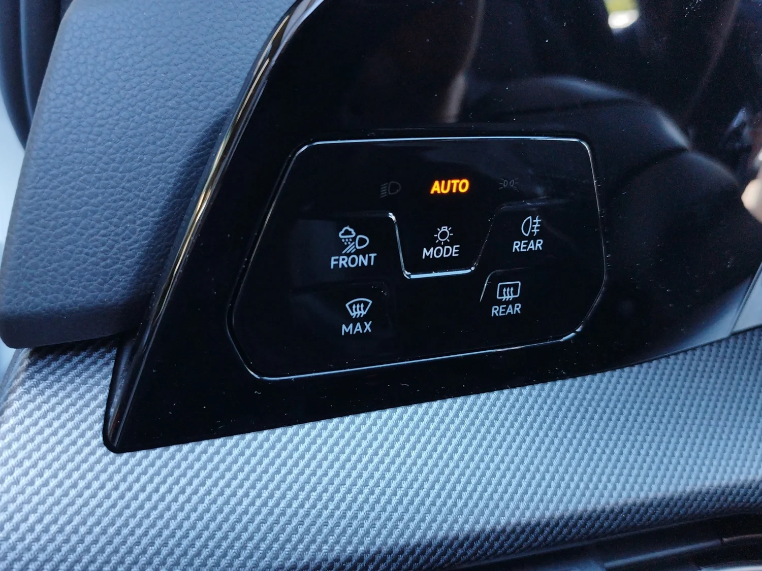 Bild eines VW Golf Sport mHEV TSI DSG