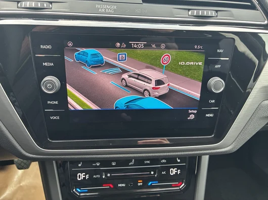 Bild eines VW Touran Friends TSI