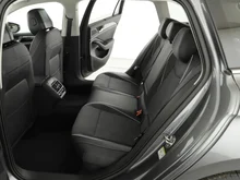 VW Passat Variant Business TDI DSG in Diabasgrau Metallic