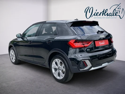 Bild eines Audi A1 allstreet 30 TFSI intense