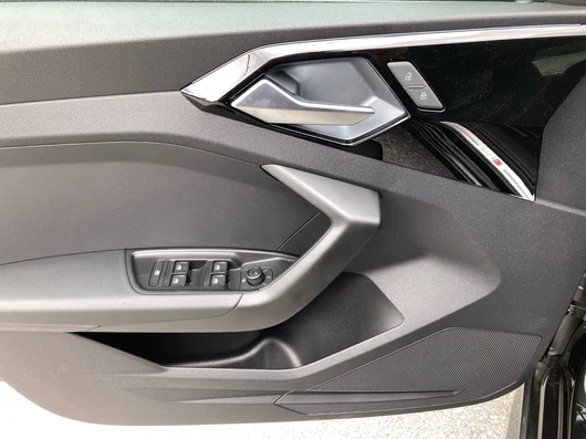 Bild eines Audi A1 allstreet 30 TFSI intense